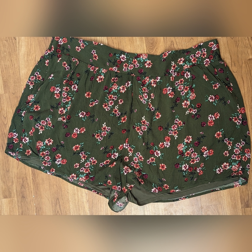 **3-for-15** Torrid Size 6 Floral Shorts